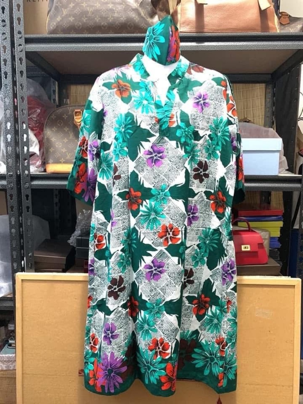 Green Floral Long-Sleeve Midi Dress with Tropical Print